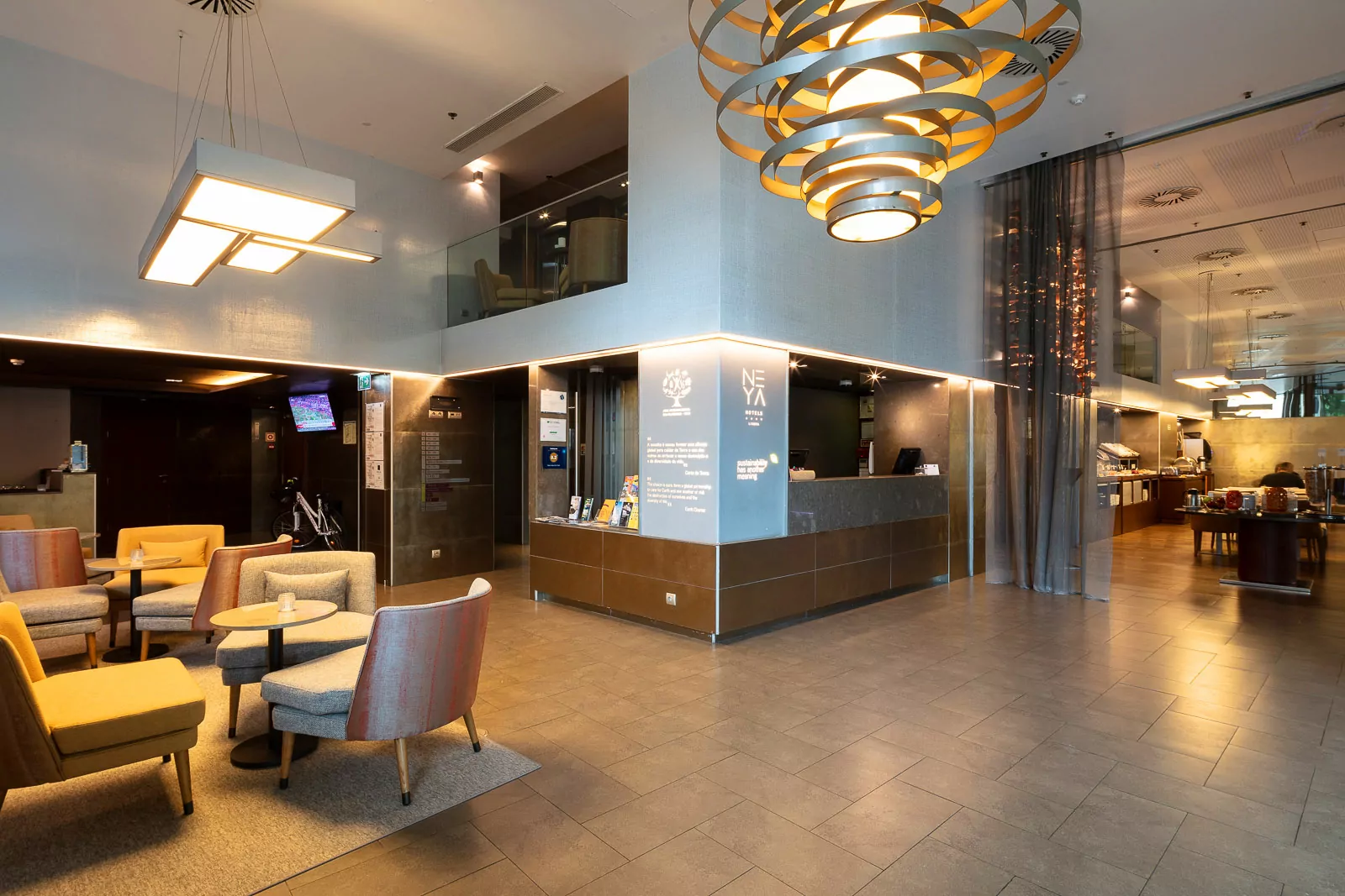 Lobby des Neya Eco Hotels in Lissabon
