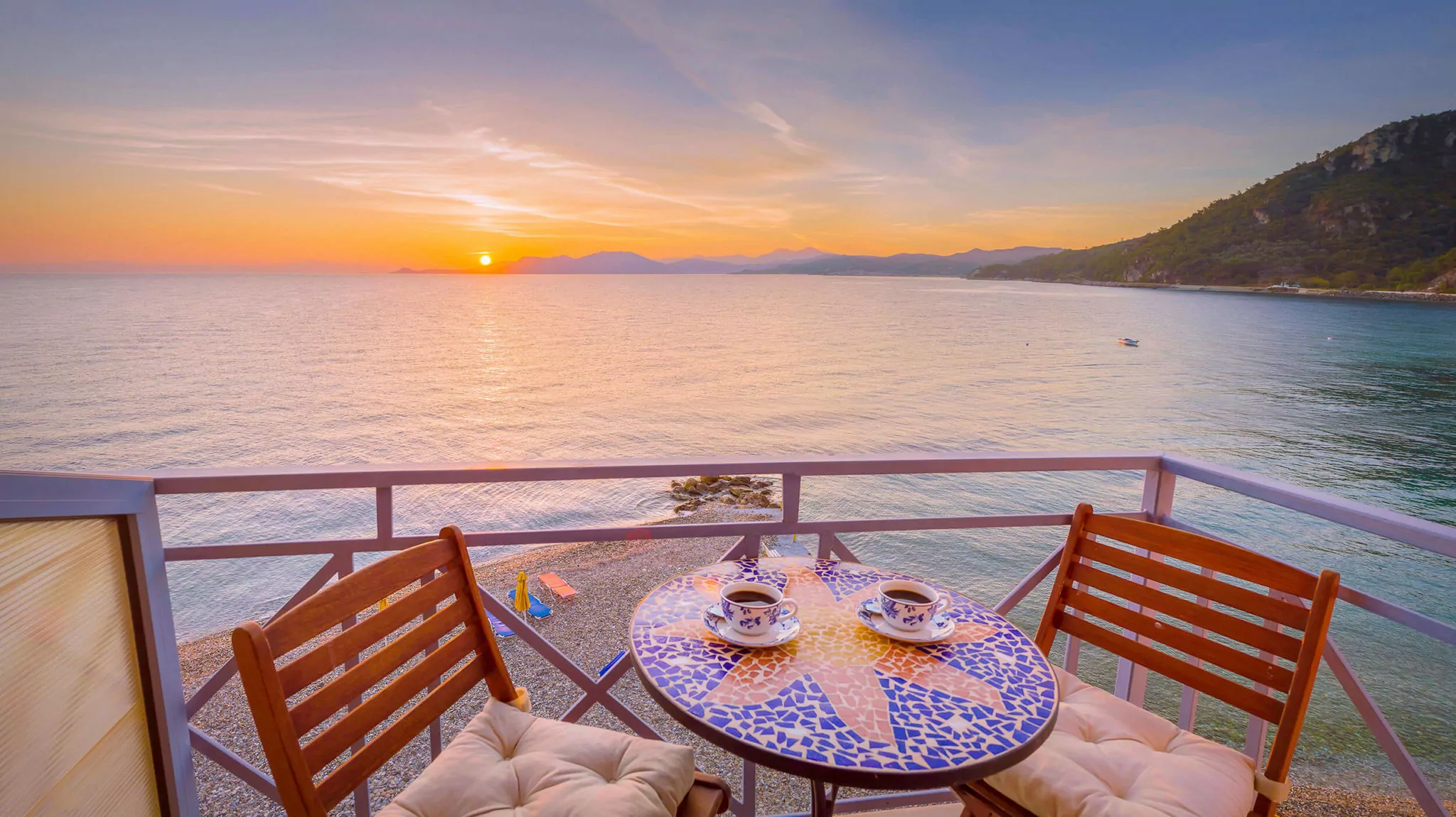 Traumhafter Ausblick auf das Meer vom Hotel Avlakia